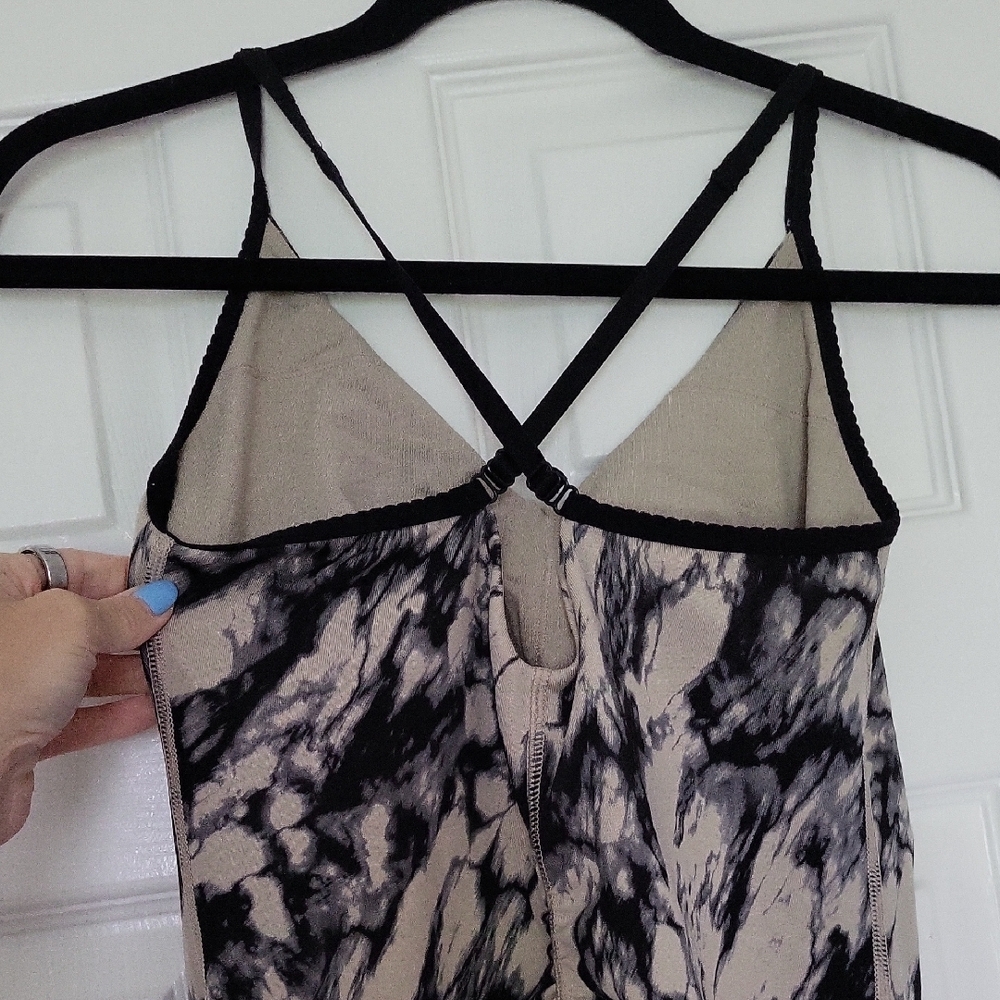 lululemon athletica Black and Tan Tank Top - Picture 2 of 5